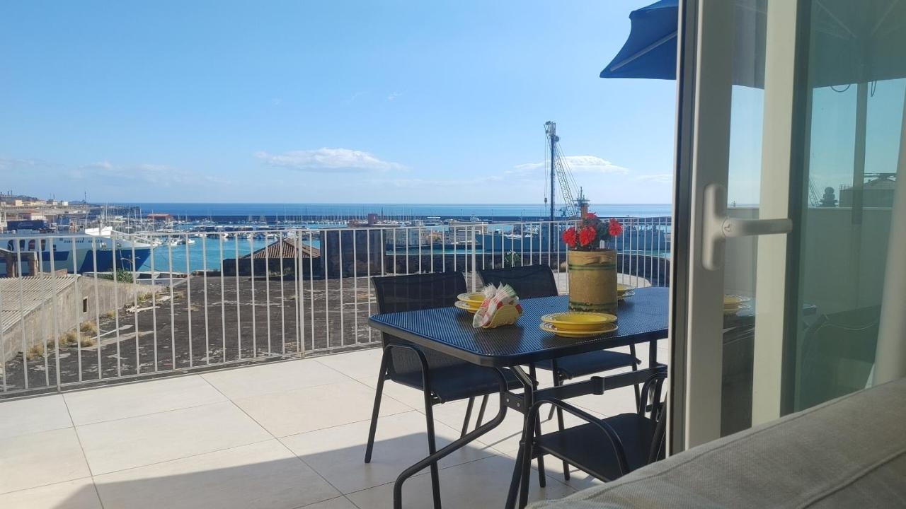 Attico Sul Porto Di Catania E Vista Vulcano Exterior foto